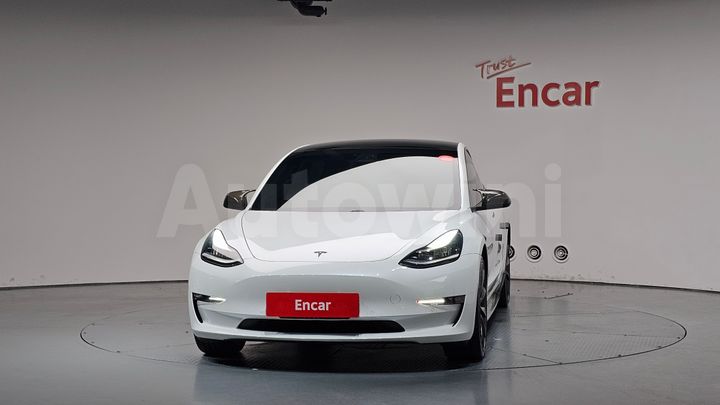 Tesla Model 3 2020 — 3