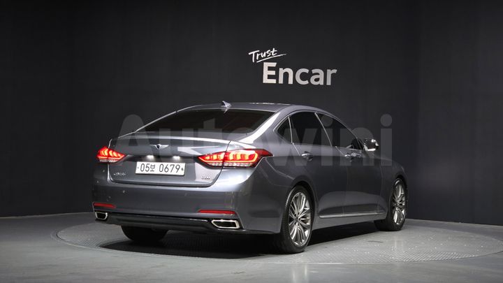 Hyundai Genesis 2016 — 2