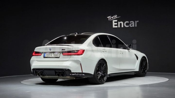 BMW M3 2023 — 2
