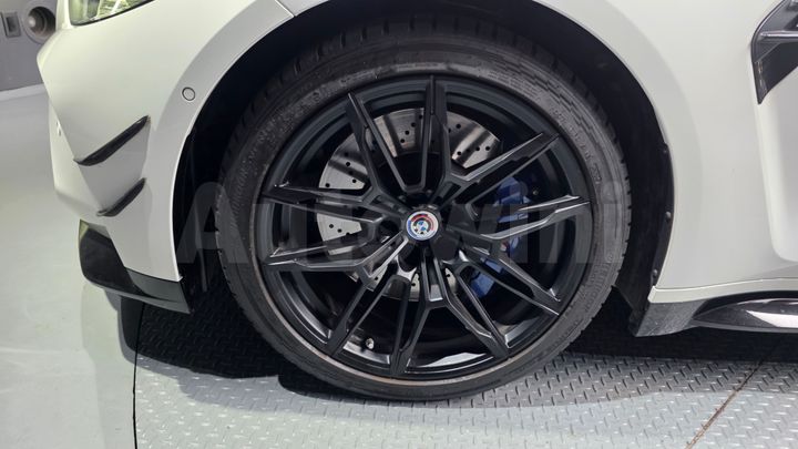 BMW M3 2023 — 5