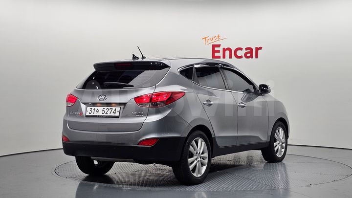 Hyundai Tucson 2011 — 2