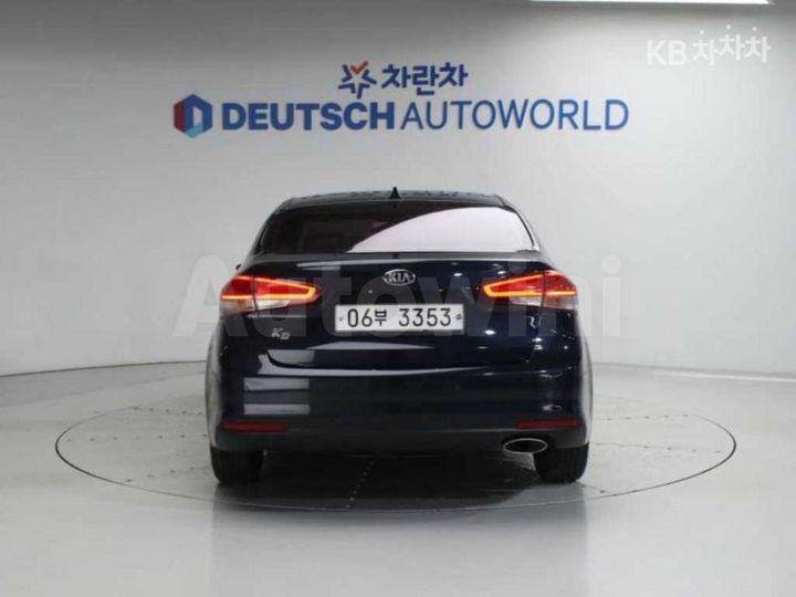 Kia K3 2018 KNAFK412BJA794642 — 4