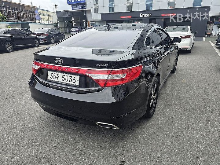 Hyundai Grandeur 2015 — 4