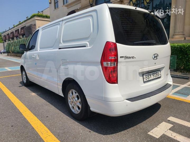 Hyundai Starex 2016 — 5