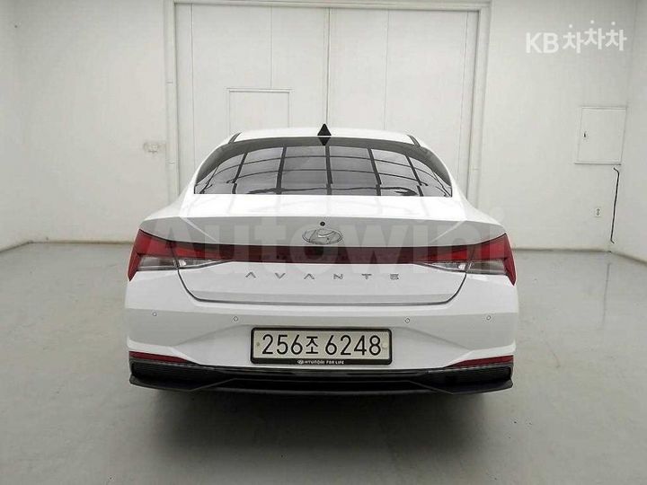 Hyundai Avante 2023 KMHLM41JGPU043105 — 3