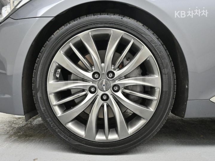 Hyundai Genesis 2016 KMHGM41DDGU121582 — 5