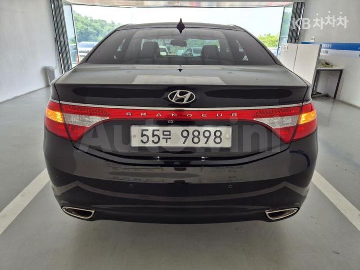 Hyundai Grandeur 2012 KMHFH41EBCA203729 — 5