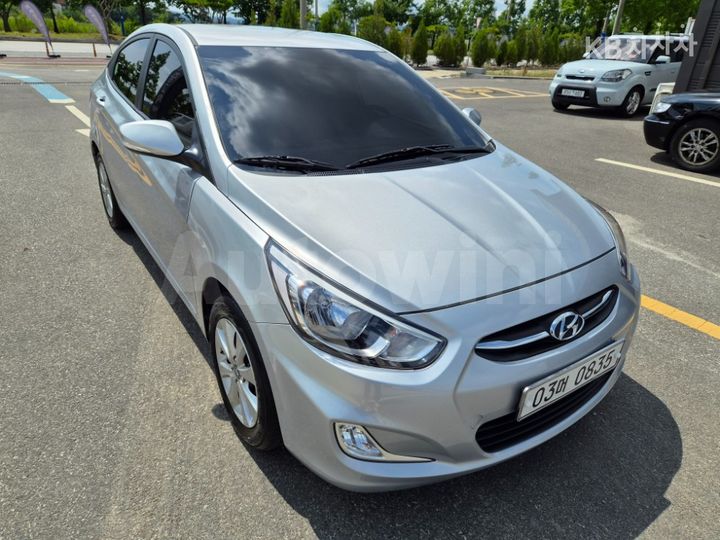Hyundai Accent 2016 KMHCT41BEGU072680 — 3