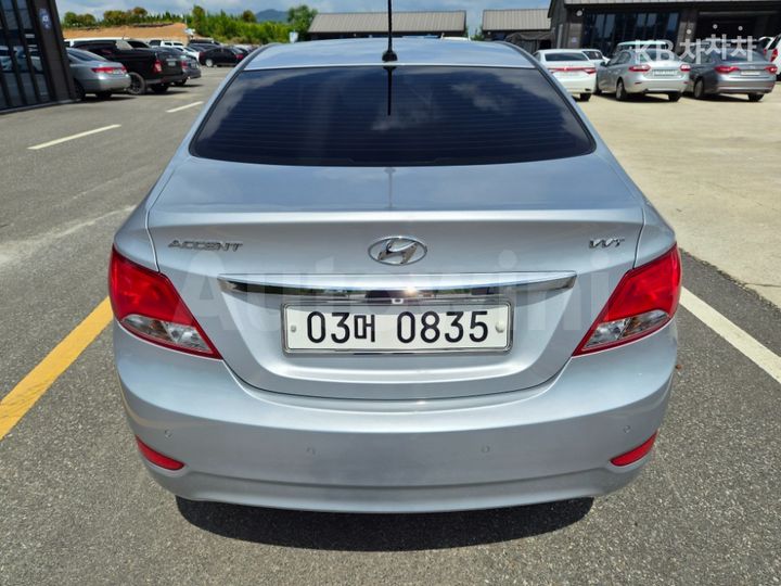 Hyundai Accent 2016 KMHCT41BEGU072680 — 5