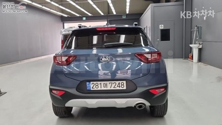 Kia Stonic 2018 KNADD814BJS159603 — 4