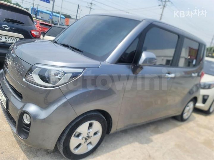 Kia Ray 2022 KNACJ811BNT281204 — 3