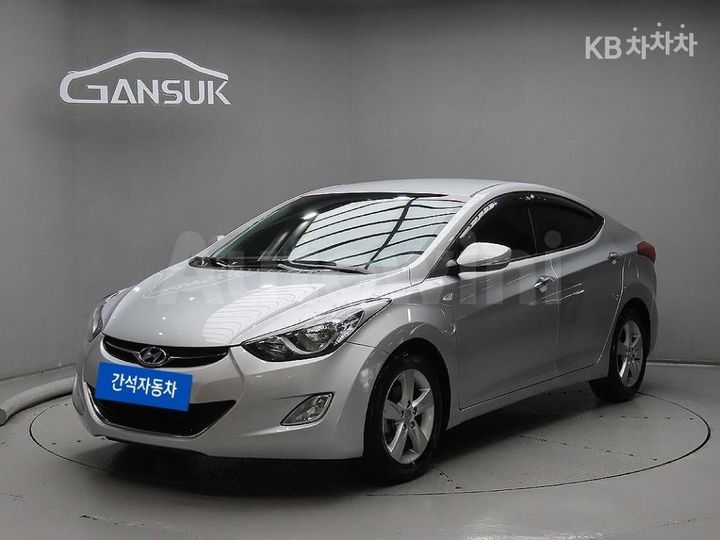 Hyundai Avante 2013 — 2