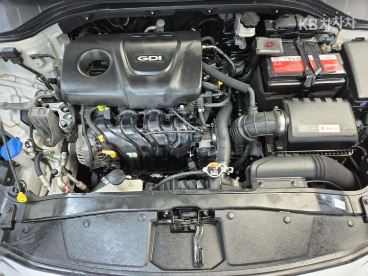 Hyundai Avante 2016 KMHD741DBGU046331 — 5