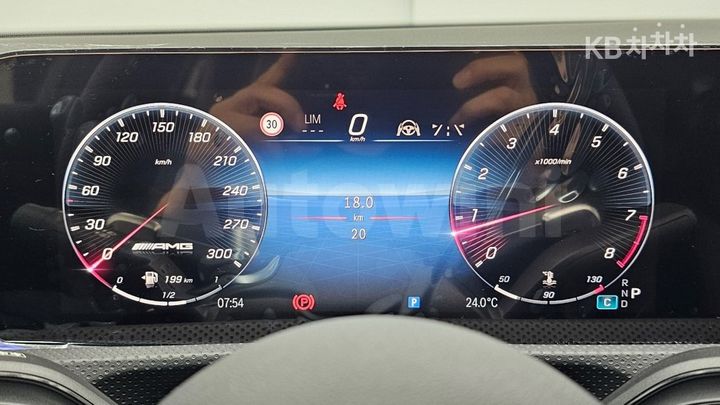 Mercedes-Benz CLA Class 2026 W1K5J5EB0TN570474 — 5