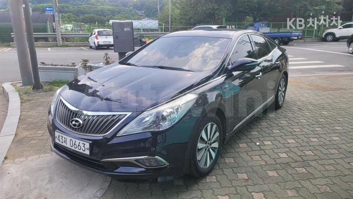 Hyundai Grandeur 2017 — 2