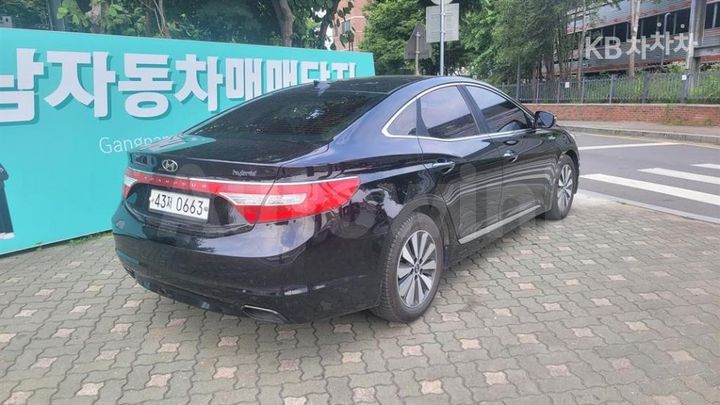Hyundai Grandeur 2017 — 5