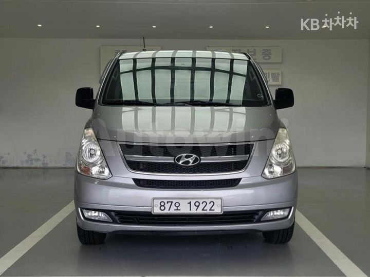 Hyundai Starex 2014 — 2