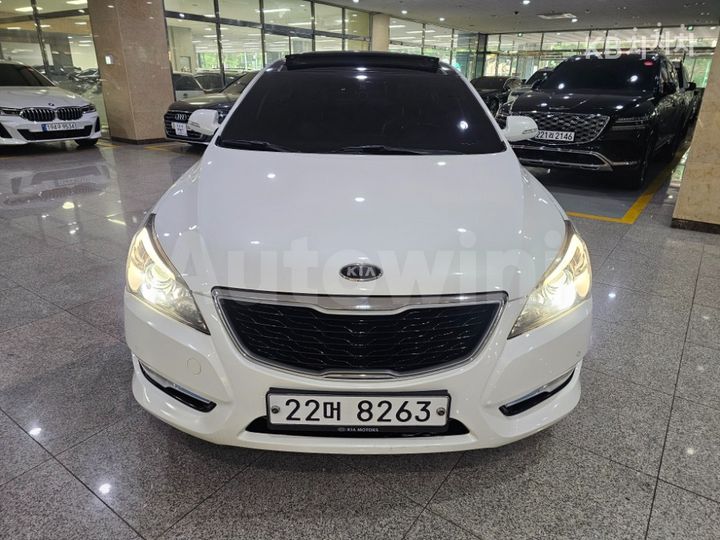 Kia K7 2012 KNALM416BCA087020 — 2