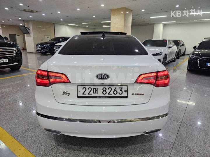 Kia K7 2012 KNALM416BCA087020 — 5