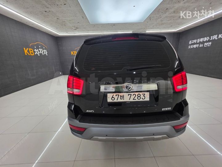 Kia Mohave 2017 KNAKM814DHA161859 — 3