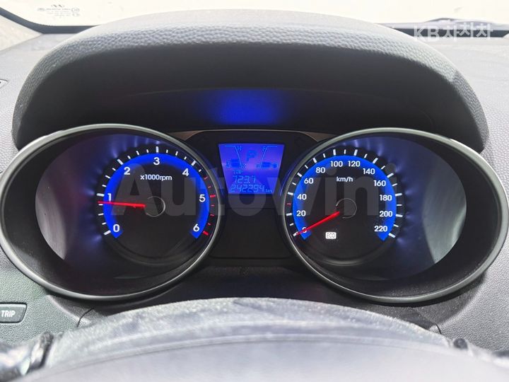 Hyundai Tucson 2010 — 5