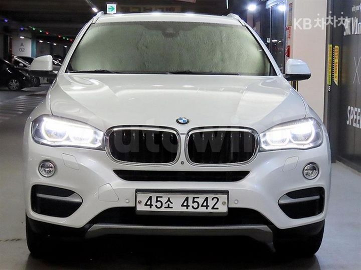 BMW X6 2015 — 2