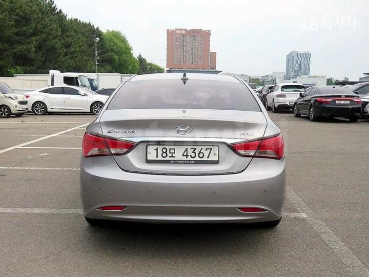 Hyundai Sonata 2013 KMHEB41ABDA535402 — 3