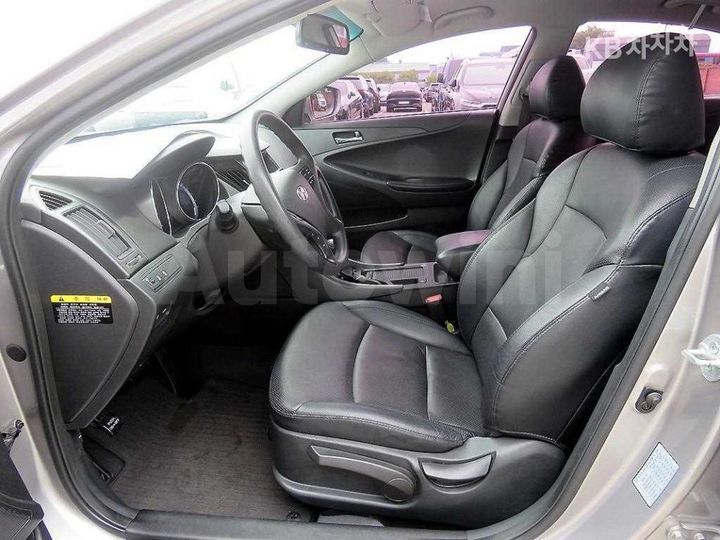 Hyundai Sonata 2013 KMHEB41ABDA535402 — 5