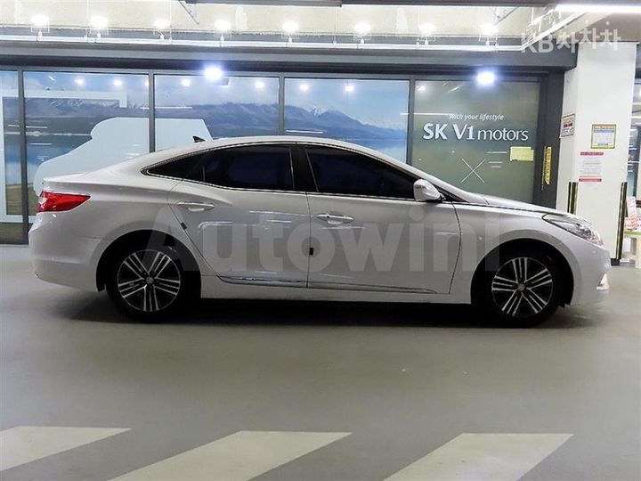 Hyundai Grandeur 2013 — 3