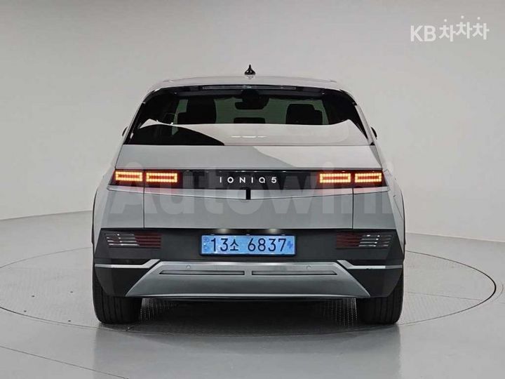 Hyundai Ioniq5 2023 — 3