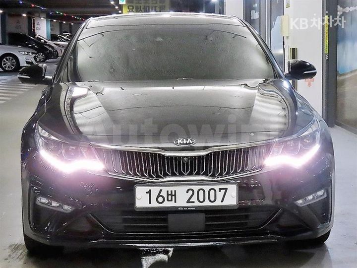Kia K5 2019 KNAGW411BKA263479 — 2