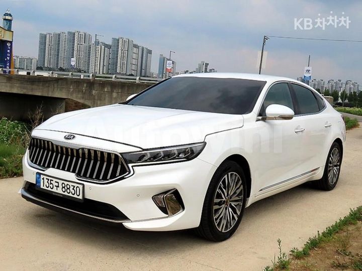 Kia K7 2020 KNALB418BLA195107 — 2