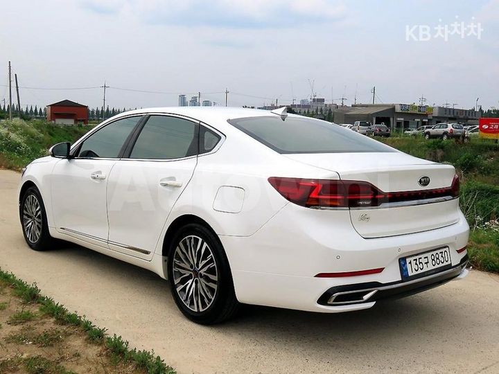 Kia K7 2020 KNALB418BLA195107 — 3