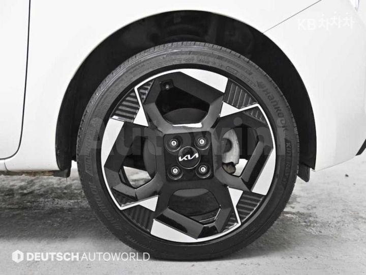 Kia Ray 2023 KNACH811BPT376501 — 5