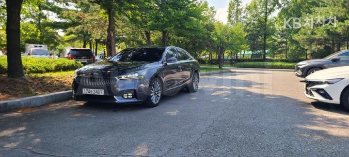 Kia K7 2017 — 2