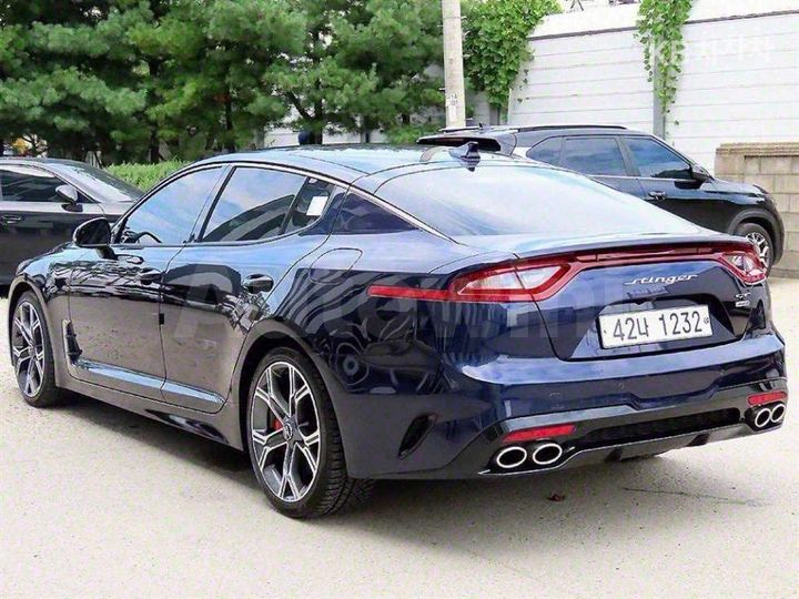 Kia Stinger 2018 — 3
