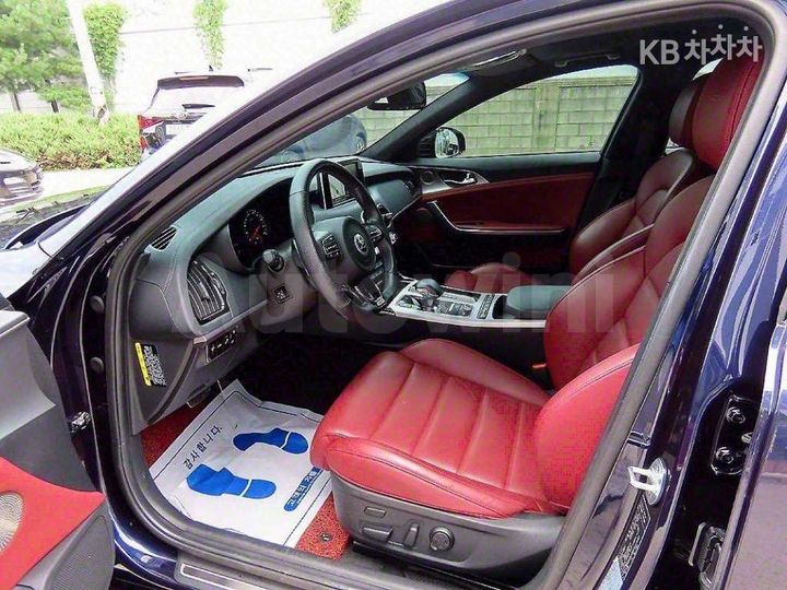 Kia Stinger 2018 — 5