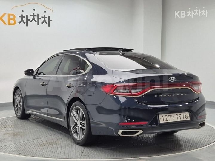 Hyundai Grandeur 2017 — 2