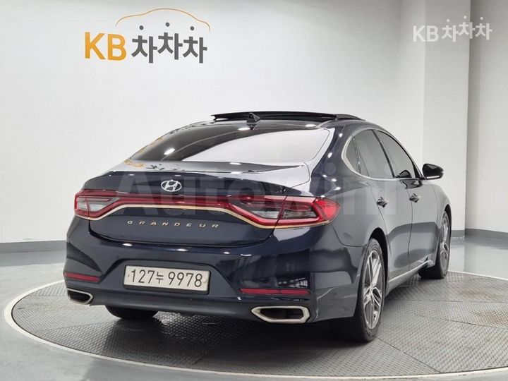 Hyundai Grandeur 2017 — 3
