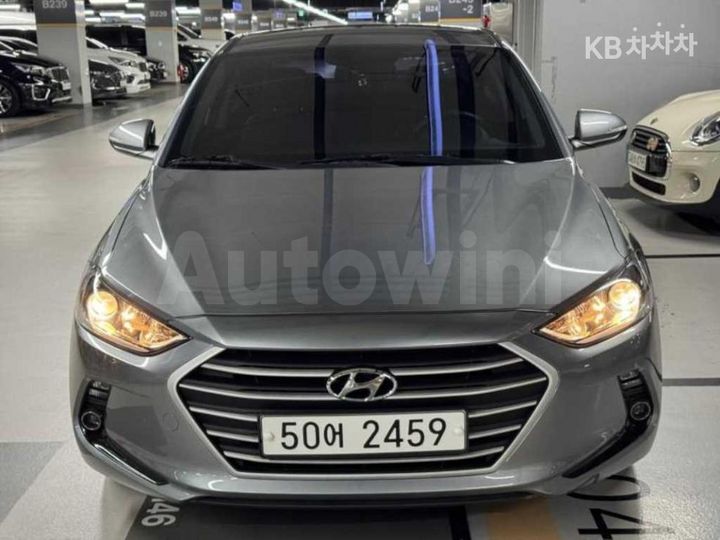 Hyundai Avante 2018 — 2