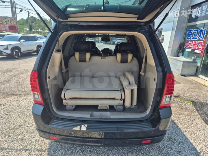 Kia Carnival 2013 — 5