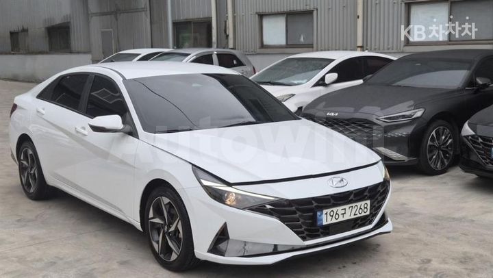 Hyundai Avante 2021 — 2