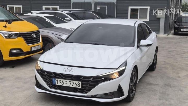 Hyundai Avante 2021 — 4