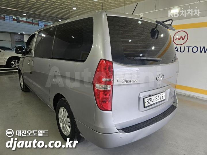 Hyundai Starex 2017 — 3