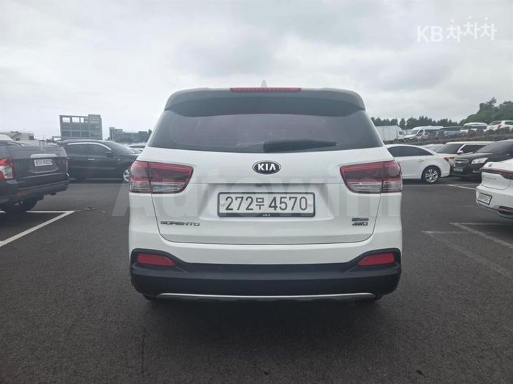 Kia Sorento 2016 KNAPK81ADGA219056 — 4