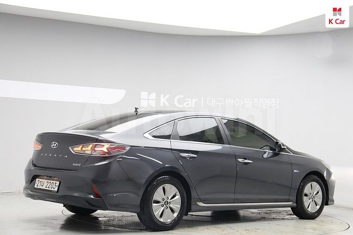 Hyundai Sonata 2018 KMHE3413BJA078923 — 4