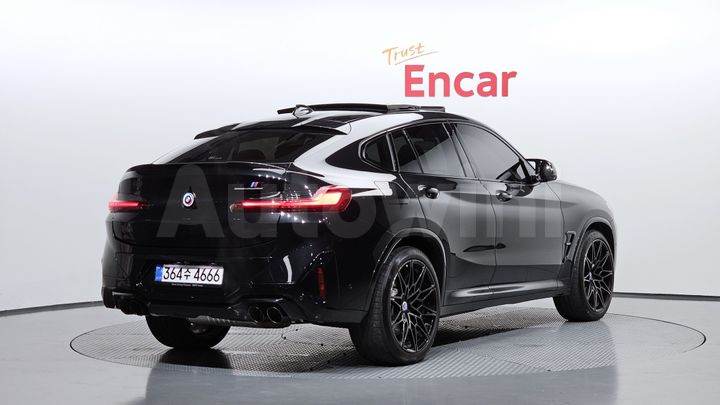 BMW X4M