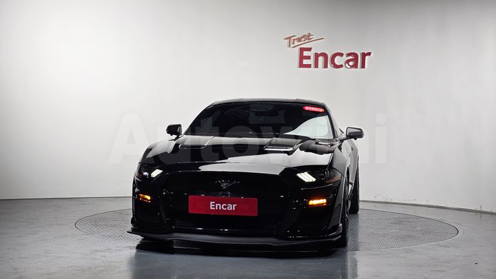 Ford Mustang 2020 — 2