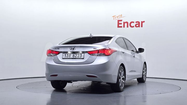 Hyundai Avante 2014 — 4