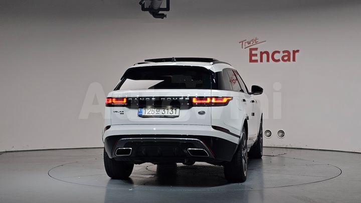 Land Rover Range Rover 2022 — 3
